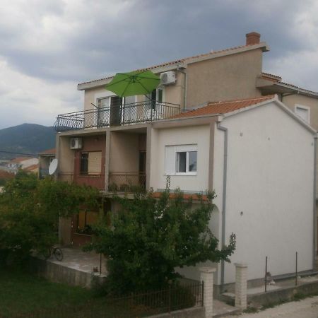 Apartmani Ljubica Kaštela Eksteriør billede